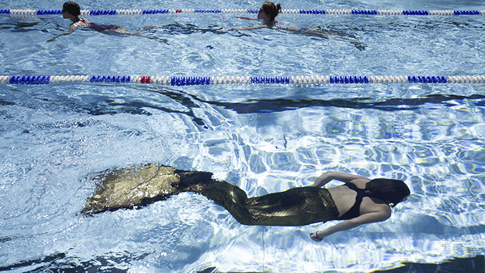 Une sirène dans la piscine du Rhône - 4 